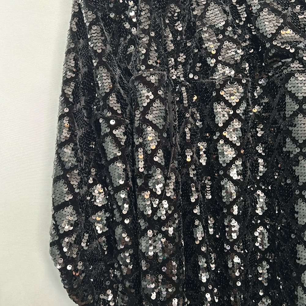 Torrid Black Sequin Mini Dress Long Sleeve‎ V-Neck Sheath - Picture 9 of 11